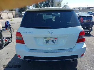 2012 Mercedes-Benz GLK-Class GLK 350 with VIN WDCGG5GB3CF830806, listed as a IAAI auction lot 41992892 with 83,248 mi miles. Bid and sale history available at carsss.com. Image 12.