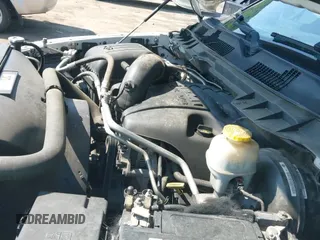 2017 Ram 1500 Rebel z VIN 1C6RR7YT7HS595604, wystawiony jako IAAI lot #42568201 z przebiegiem 130 071 mil mil oraz . Historia ofert i sprzedaży dostępna na DreamBid. Obrazek 19.