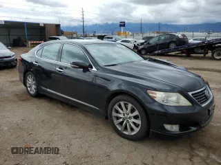 2010 Lexus LS 460 z VIN JTHCL5EF9A5008292, wystawiony jako Copart lot #55456485 z przebiegiem 134 182 mil mil oraz Szkoda całkowita • Salvage title. Historia ofert i sprzedaży dostępna na DreamBid. Obrazek 4.