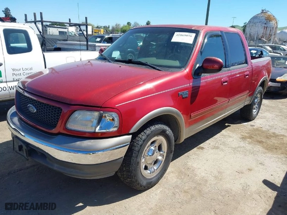 2002 Ford F-150 XLT with VIN 1FTRW07L72KB33948, listed as a IAAI auction lot 41869056 with 0 mi miles. Bid and sale history available at carsss.com. Image 2.