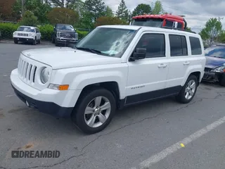 2016 Jeep Patriot Sport with VIN 1C4NJPBA8GD561843, listed as a IAAI auction lot 42027544 with 113,313 mi miles. Bid and sale history available at carsss.com. Image 2.