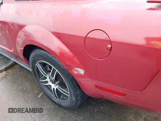 2009 Ford Mustang с VIN 1ZVHT80N995104312, выставлен на аукционе IAAI как лот 42294223 с пробегом 199 200 миль миль и . История ставок и продаж доступна на DreamBid. Изображение 13.