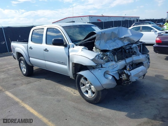 2007 Toyota Tacoma with VIN 3TMLU42N37M011891, listed as a IAAI auction lot 41662957 with 273,821 mi miles. Bid and sale history available at carsss.com. Image 1.