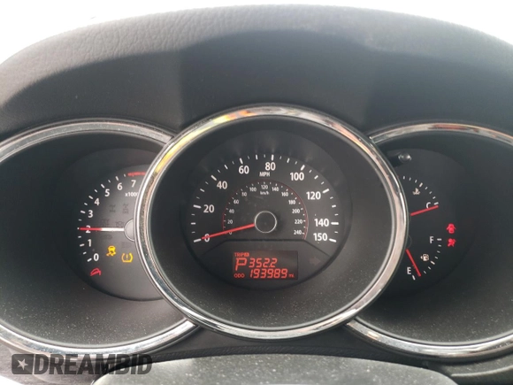 2011 Kia Sorento LX with VIN 5XYKT4A2XBG182097, listed as a Copart auction lot 49709605 with 193,989 mi miles and Salvage Title. Bid and sale history available at DreamBid. Image 9.