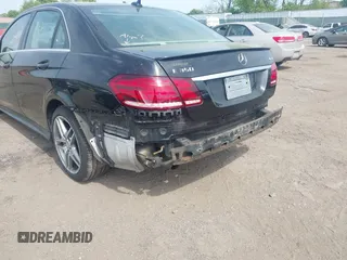 2014 Mercedes-Benz E 350 Luxury with VIN WDDHF8JB4EB029082, listed as a IAAI auction lot 42127782 with 147,193 mi miles and . Bid and sale history available at DreamBid. Image 6.