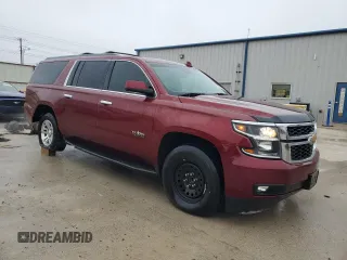 2019 Chevrolet Suburban LT z VIN 1GNSCHKC1KR138254, wystawiony jako Copart lot #43992615 z przebiegiem 102 047 mil mil oraz Czysty tytuł • Clean title. Historia ofert i sprzedaży dostępna na DreamBid. Obrazek 4.