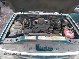 1999 Ford Explorer XLT with VIN 1FMZU34E7XZB53284, listed as a IAAI auction lot 42593344 with 93,146 mi miles and . Bid and sale history available at DreamBid. Image 10.