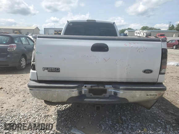 2000 Ford F-250 XL with VIN 1FTNX20F5YEB36415, listed as a Copart auction lot 55061505 with 225,855 mi miles and Salvage title. Bid and sale history available at DreamBid. Image 6.