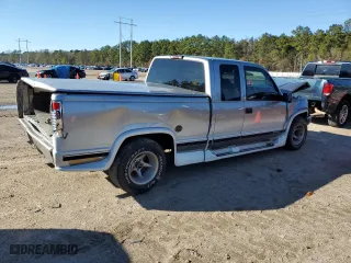 1998 Chevrolet C/K 1500 with VIN 2GBEC19R0W1219207, listed as a Copart auction lot 41617415 with 1,687,494 mi miles and Salvage Title. Bid and sale history available at carsss.com. Image 3.