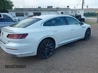 2023 Volkswagen Arteon SEL R-Line с VIN WVWAR7AN1PE014225, выставлен на аукционе IAAI как лот 41916921 с пробегом 18 121 миль миль и . История ставок и продаж доступна на DreamBid. Изображение 4.