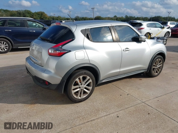 2017 Nissan Juke SL with VIN JN8AF5MR5HT700104, listed as a IAAI auction lot 41204580 with 108,537 mi miles and . Bid and sale history available at carsss.com. Image 4.