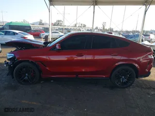 2022 BMW X6 xDrive40i with VIN 5UXCY6C06N9K57184, listed as a IAAI auction lot 41302467 with 42,073 mi miles. Bid and sale history available at carsss.com. Image 15.