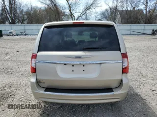 2013 Chrysler Town & Country Touring with VIN 2C4RC1BG6DR556615, listed as a Copart auction lot 54127615 with 120,280 mi miles and Clean Title. Bid and sale history available at DreamBid. Image 6.