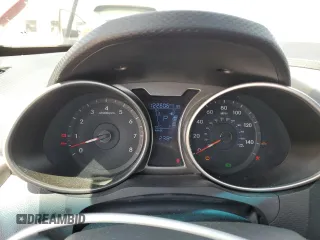 2016 Hyundai Veloster z VIN KMHTC6ADXGU270540, wystawiony jako Copart lot #54575165 z przebiegiem 122 606 mil mil oraz Szkody całkowita. Historia ofert i sprzedaży dostępna na DreamBid. Obrazek 9.