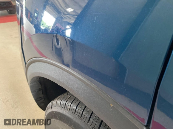 2020 Ford Escape SE with VIN 1FMCU9G65LUB80892, listed as a IAAI auction lot 42715723 with 86,362 mi miles and . Bid and sale history available at DreamBid. Image 4.