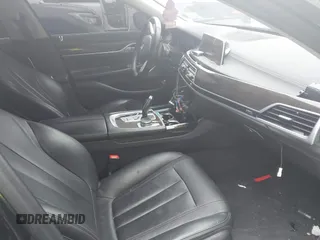 2019 BMW 7 Series 740i с VIN WBA7E2C58KB454665, выставлен на аукционе IAAI как лот 42441437 с пробегом 89 560 миль миль и . История ставок и продаж доступна на DreamBid. Изображение 5.