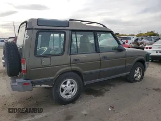 1997 Land Rover Discovery SD with VIN SALJY1249VA705067, listed as a Copart auction lot 77047054 with 146,965 mi miles and Clean Title. Bid and sale history available at carsss.com. Image 3.