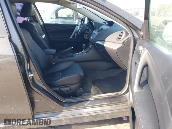 2010 Mazda 3 S Sport z VIN JM1BL1H64A1240758, wystawiony jako IAAI lot #42526481 z przebiegiem 126 923 mil mil oraz . Historia ofert i sprzedaży dostępna na DreamBid. Obrazek 5.