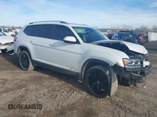 2018 Volkswagen Atlas SEL with VIN 1V2ER2CA5JC586141, listed as a IAAI auction lot 41637882 with 80,515 mi miles and . Bid and sale history available at DreamBid. Image 1.