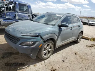 2022 Hyundai Kona SEL with VIN KM8K32AB7NU860131, listed as a Copart auction lot 47257705 with 161,060 mi miles and Salvage Title. Bid and sale history available at carsss.com. Image 1.