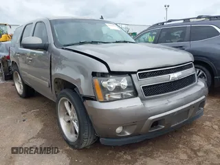 2007 Chevrolet Tahoe LT with VIN 1GNFC13077J119758, listed as a IAAI auction lot 42484014 with 322,734 mi miles and . Bid and sale history available at DreamBid. Image 1.
