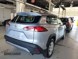 2022 Toyota Corolla Cross L with VIN 7MUAAABG3NV017192, listed as a IAAI auction lot 42841647 with 88,390 mi miles and . Bid and sale history available at DreamBid. Image 2.