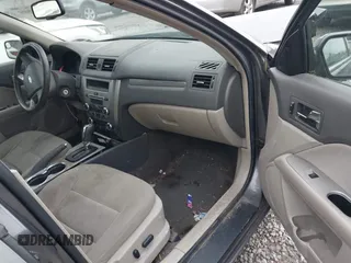 2011 Ford Fusion Hybrid with VIN 3FADP0L39BR345250, listed as a IAAI auction lot 42319401 with 321,317 mi miles and . Bid and sale history available at DreamBid. Image 5.