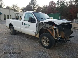 2016 Ford Super Duty F-250 SRW XL with VIN 1FTBF2A69GEB02528, listed as a Copart auction lot 81837344 with 196,604 mi miles and Salvage Title. Bid and sale history available at carsss.com. Image 4.