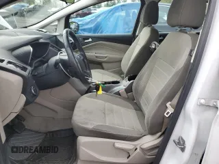 2013 Ford C-Max SE z VIN 1FADP5AU9DL519909, wystawiony jako Copart lot #56581145 z przebiegiem 160 051 mil mil oraz Szkoda całkowita • Salvage title. Historia ofert i sprzedaży dostępna na DreamBid. Obrazek 7.
