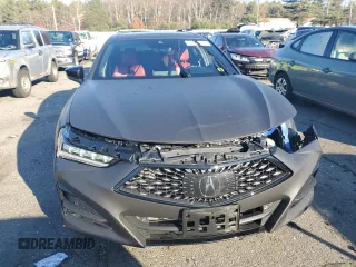 2022 Acura TLX w/A-Spec Package with VIN 19UUB5F57NA003556, listed as a Copart auction lot 82908574 with 2,266 mi miles and Non repairable. Bid and sale history available at DreamBid. Image 5.