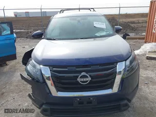 2024 Nissan Pathfinder SV with VIN 5N1DR3BA3RC201851, listed as a IAAI auction lot 41364260 with 17,282 mi miles. Bid and sale history available at carsss.com. Image 12.