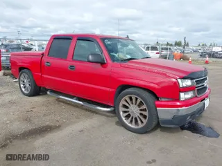 2006 Chevrolet Silverado 1500 LT1 with VIN 2GCEC13T161120735, listed as a IAAI auction lot 41725133 with 244,862 mi miles. Bid and sale history available at carsss.com. Image 1.