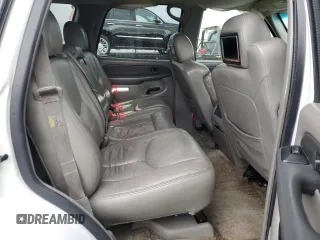 2003 Chevrolet Tahoe LS z VIN 1GNEC13T03J203176, wystawiony jako Copart lot #49501875 z przebiegiem 186 529 mil mil oraz Szkoda całkowita • Salvage title. Historia ofert i sprzedaży dostępna na DreamBid. Obrazek 11.