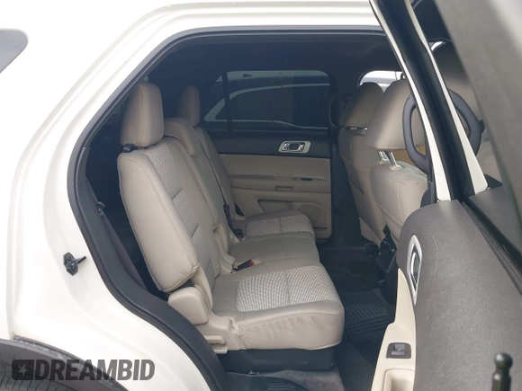 2011 Ford Explorer XLT with VIN 1FMHK7D8XBGA35754, listed as a IAAI auction lot 41563496 with 162,605 mi miles and . Bid and sale history available at carsss.com. Image 8.