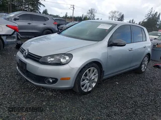 2013 Volkswagen Golf TDI z VIN WVWDM7AJ5DW083014, wystawiony jako IAAI lot #41923434 z przebiegiem 180 288 mil mil oraz . Historia ofert i sprzedaży dostępna na DreamBid. Obrazek 18.