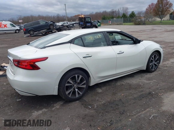 2017 Nissan Maxima SV with VIN 1N4AA6AP5HC447844, listed as a IAAI auction lot 40824768 with 90,488 mi miles. Bid and sale history available at carsss.com. Image 4.