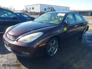 2002 Lexus ES 300 with VIN JTHBF30G525015040, listed as a IAAI auction lot 41969408 with 175,587 mi miles. Bid and sale history available at carsss.com. Image 17.