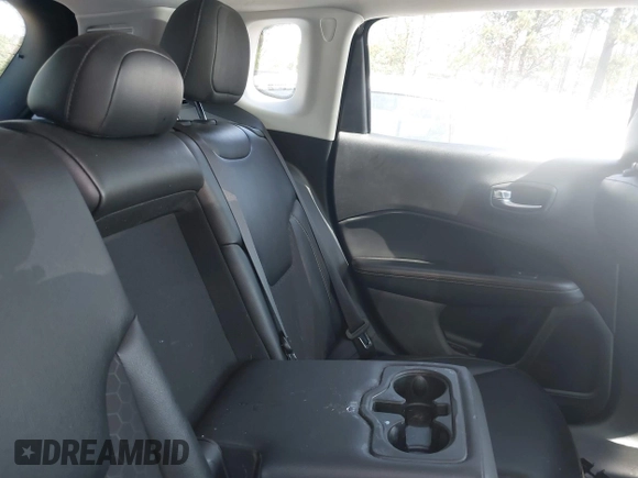 2018 Jeep Compass Latitude with VIN 3C4NJCBB3JT194188, listed as a IAAI auction lot 41996510 with 68,855 mi miles and . Bid and sale history available at DreamBid. Image 8.