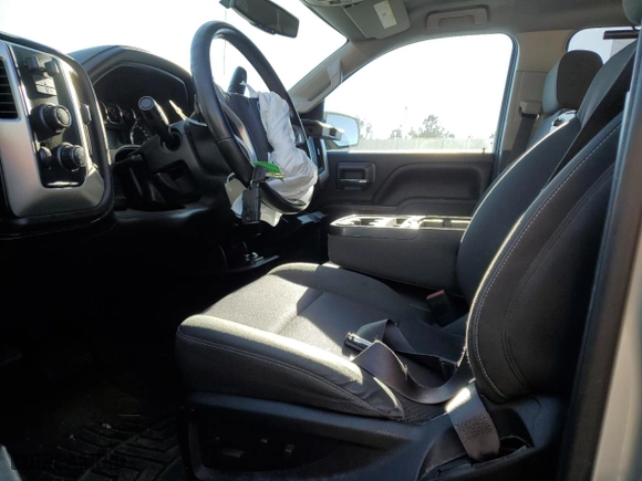2015 GMC Sierra 1500 SLE with VIN 3GTU2UEC6FG170132, listed as a Copart auction lot 86053004 with 102,096 mi miles and Salvage Title. Bid and sale history available at carsss.com. Image 7.