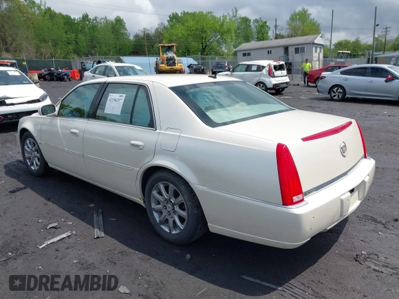2008 Cadillac DTS 1SC with VIN 1G6KD57Y68U169694, listed as a IAAI auction lot 42196297 with 96,417 mi miles and . Bid and sale history available at carsss.com. Image 3.