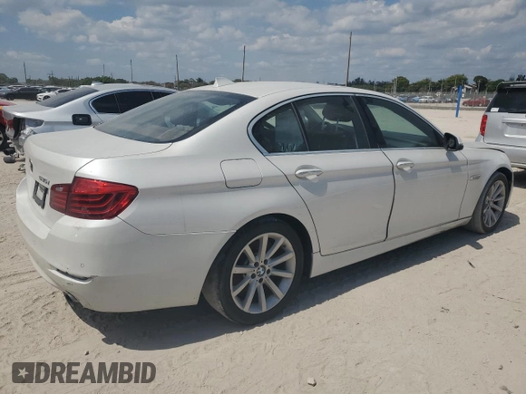 2015 BMW 5 Series 535i with VIN WBA5B1C55FG127076, listed as a Copart auction lot 49271335 with 97,700 mi miles and Clean Title. Bid and sale history available at carsss.com. Image 3.