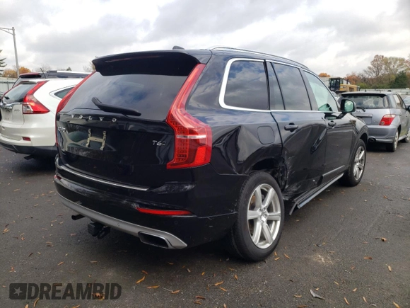 2020 Volvo XC90 Momentum with VIN YV4A22PK6L1585924, listed as a Copart auction lot 65793972 with 38,966 mi miles. Bid and sale history available at carsss.com. Image 4.