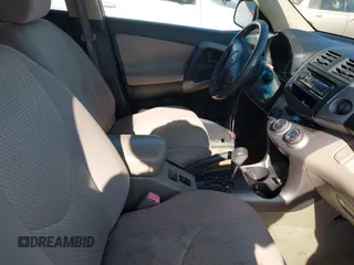2008 Toyota RAV4 with VIN JTMZD33VX86063006, listed as a IAAI auction lot 42002819 with 237,432 mi miles. Bid and sale history available at carsss.com. Image 5.