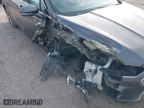 2019 Ford Fusion Hybrid Titanium with VIN 3FA6P0RU9KR158129, listed as a IAAI auction lot 41717104 with 37,736 mi miles. Bid and sale history available at carsss.com. Image 6.