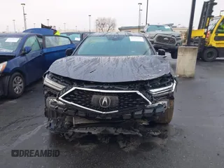 2022 Acura TLX Technology with VIN 19UUB5F46NA003037, listed as a IAAI auction lot 41734924 with 25,096 mi miles and . Bid and sale history available at DreamBid. Image 13.