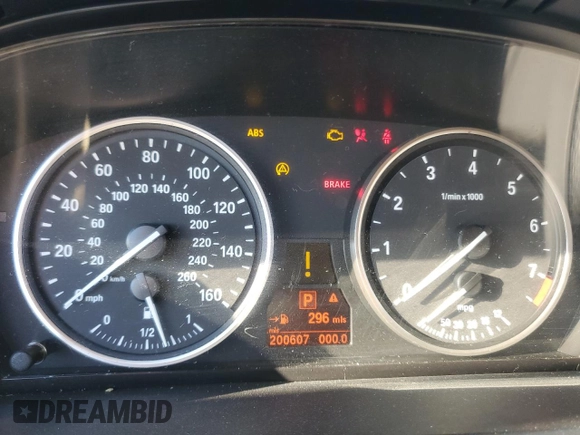 2009 BMW 5 Series 528i with VIN WBANU535X9C118774, listed as a Copart auction lot 85287694 with 200,607 mi miles and Salvage Title. Bid and sale history available at carsss.com. Image 9.