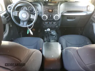 2015 Jeep Wrangler Unlimited Sahara with VIN 1C4BJWEG3FL530114, listed as a Copart auction lot 88851565 with 156,669 mi miles and Salvage Title. Bid and sale history available at carsss.com. Image 8.