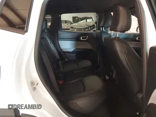 2025 Jeep Compass Latitude with VIN 3C4NJDBNXST535796, listed as a IAAI auction lot 41776776 with 1,037 mi miles and . Bid and sale history available at DreamBid. Image 8.