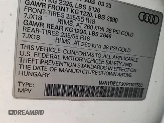 2023 Audi Q3 S line Premium z VIN WA1DECF37P1107583, wystawiony jako IAAI lot #42774151 z przebiegiem 51 891 mil mil oraz . Historia ofert i sprzedaży dostępna na DreamBid. Obrazek 7.