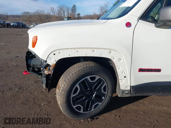 2017 Jeep Renegade Deserthawk z VIN ZACCJBCBXHPG50494, wystawiony jako IAAI lot #41858069 z przebiegiem 98 174 mil mil oraz . Historia ofert i sprzedaży dostępna na DreamBid. Obrazek 19.